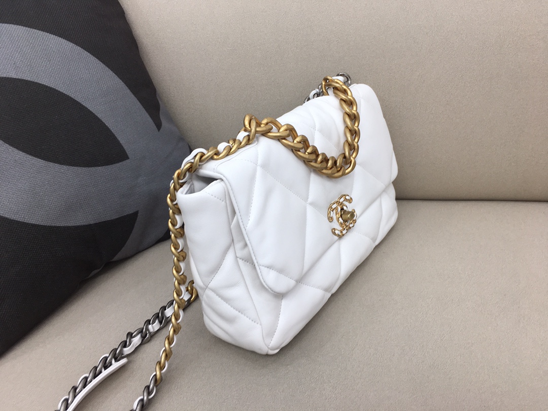 Lambskin 19 Large Handbag Flap Bag AS1161 White